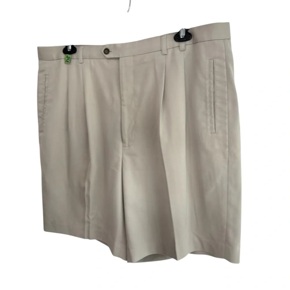 Cutter & Buck Shorts Mens Size 42 Khaki Pleated Dress 9